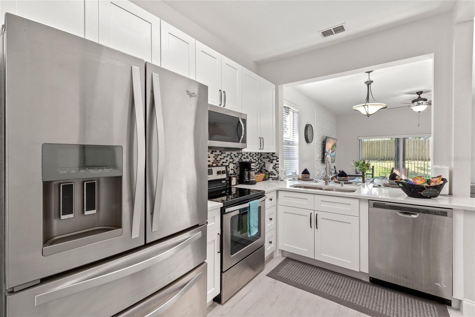 4040 Calabria Ave, Davenport, FL 33897 photo