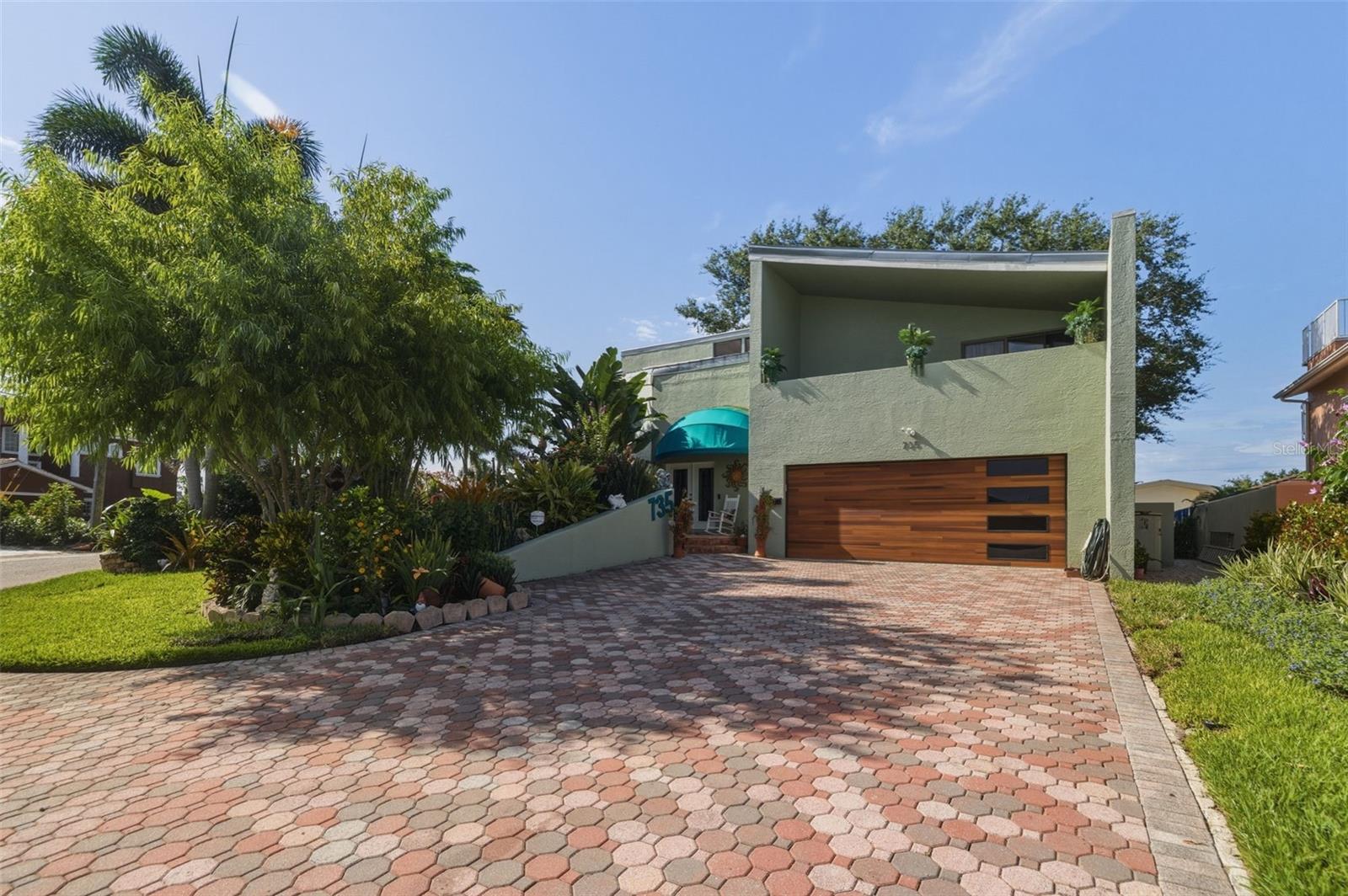 735 79 Cir, Saint Petersburg, FL 33707