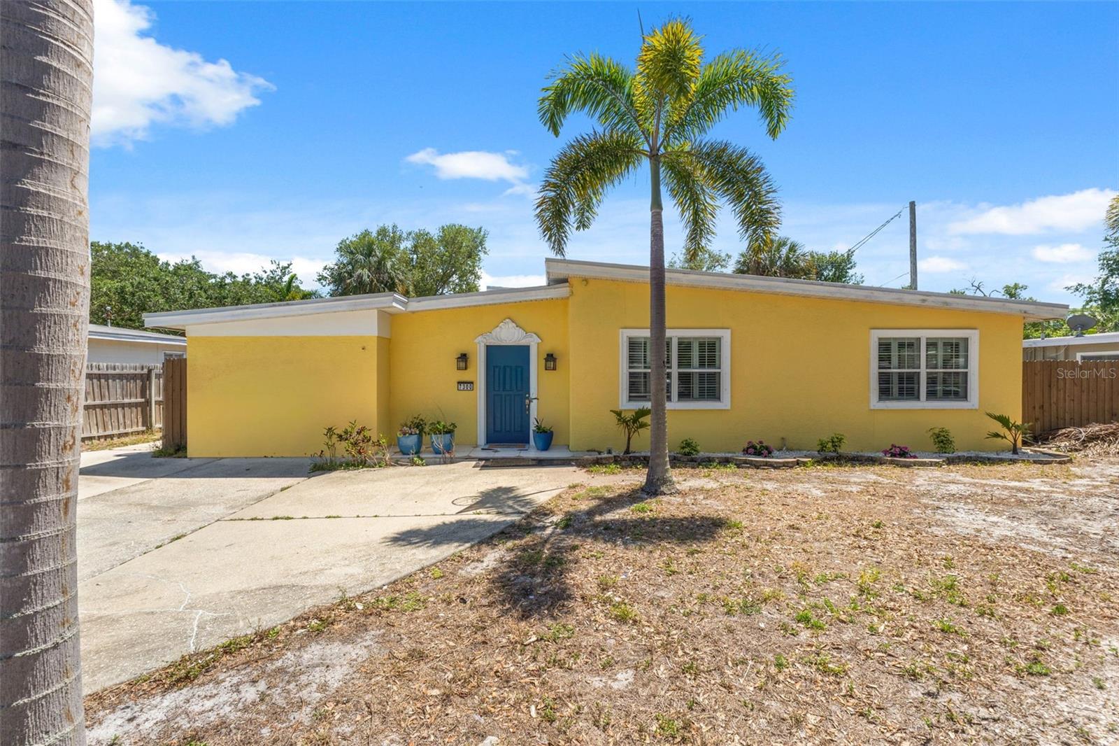 7300 11 Ave, Saint Petersburg, FL 33710