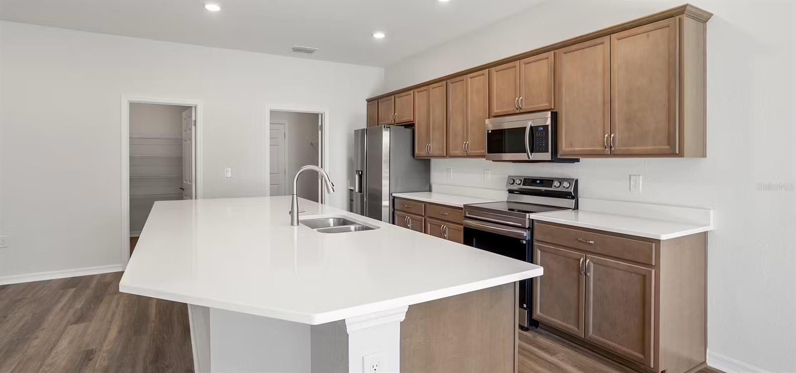 4026 Rutile Rd, Lakeland, FL 33813 photo