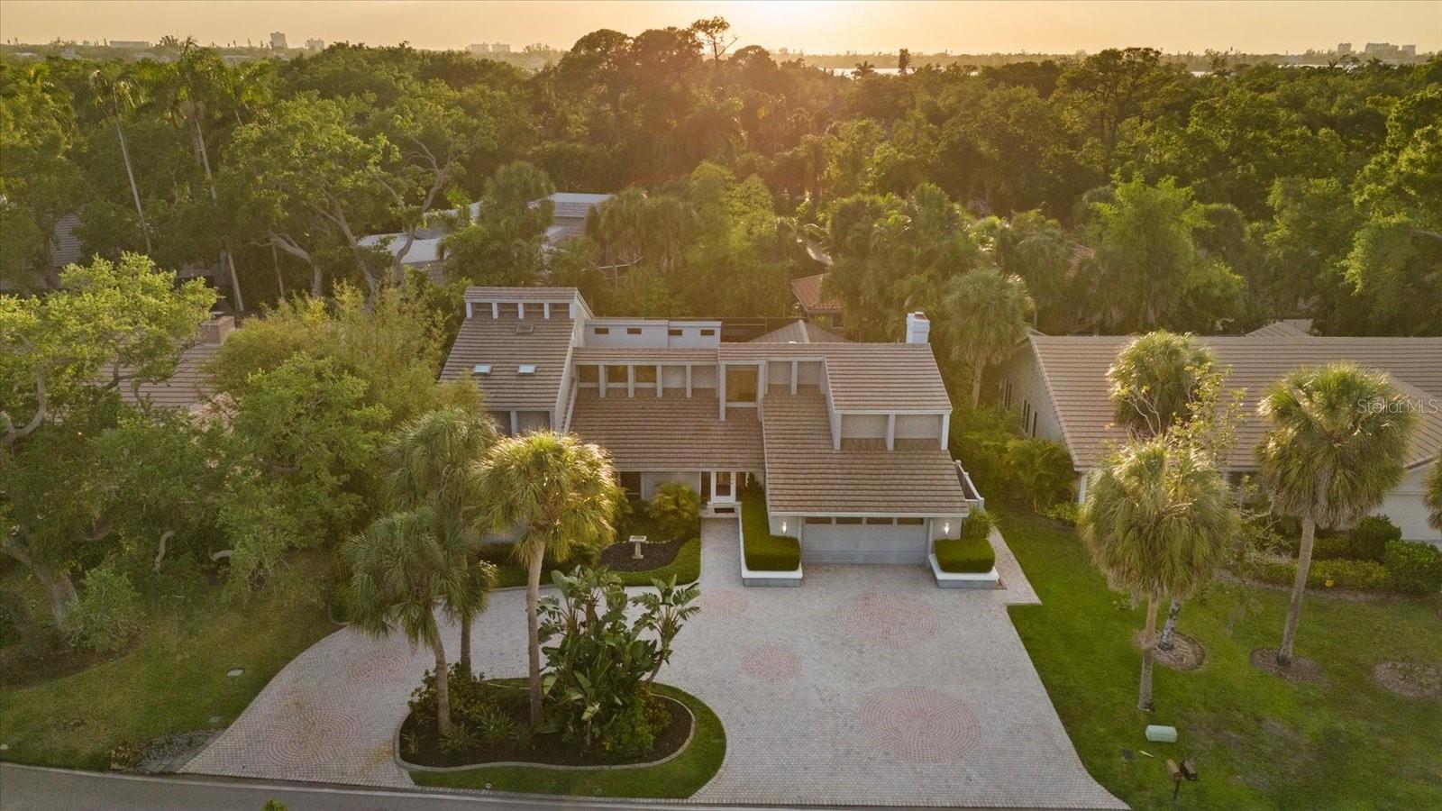 4891 Peregrine Pt, Sarasota, FL 34231 photo