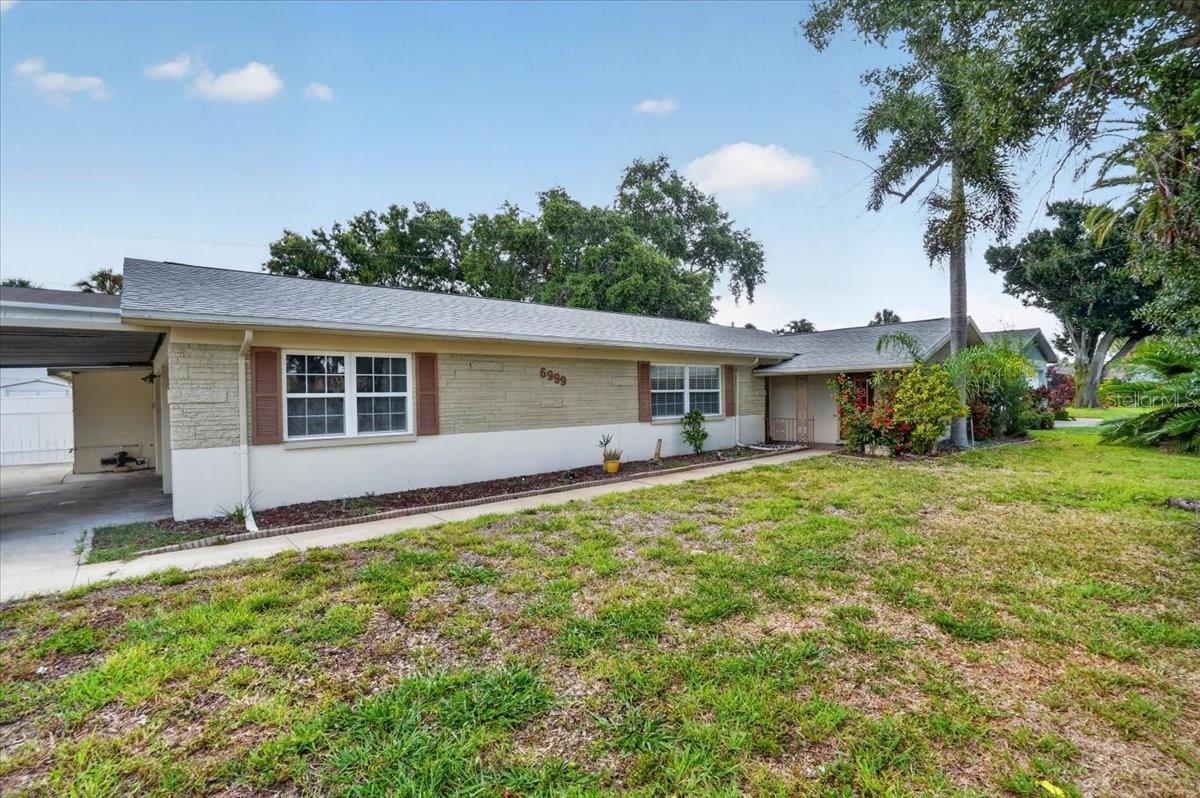 6999 16 Ave, Saint Petersburg, FL 33710 photo