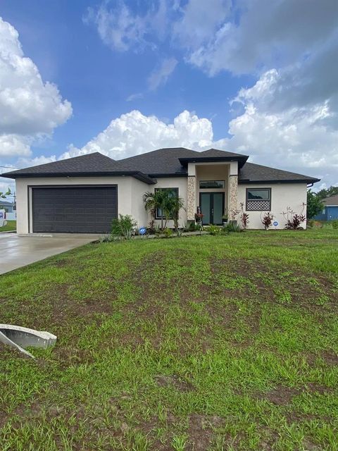 Single Family Residence in LEHIGH ACRES FL 2408 CONROY AVENUE.jpg