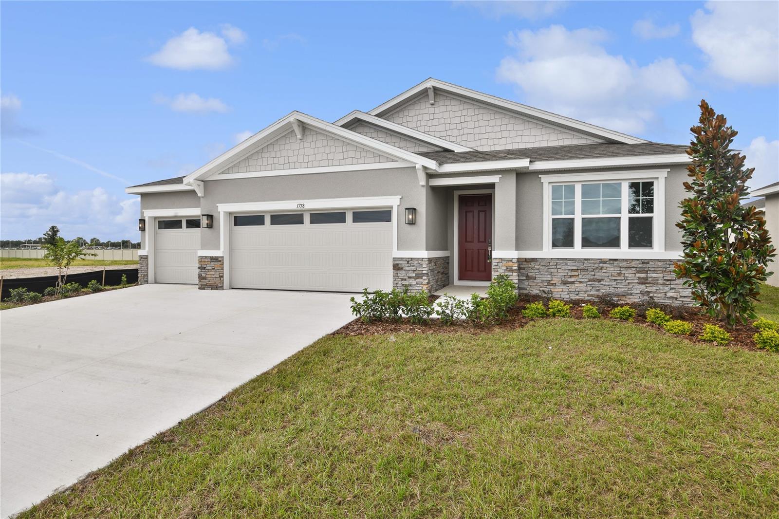 1718 Crooked Creek St, Saint Cloud, FL 34772