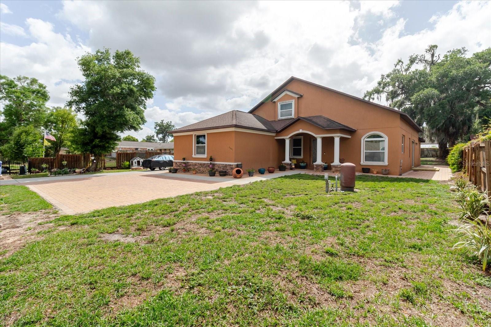 2603 Bismark Dr, Valrico, FL 33596 photo