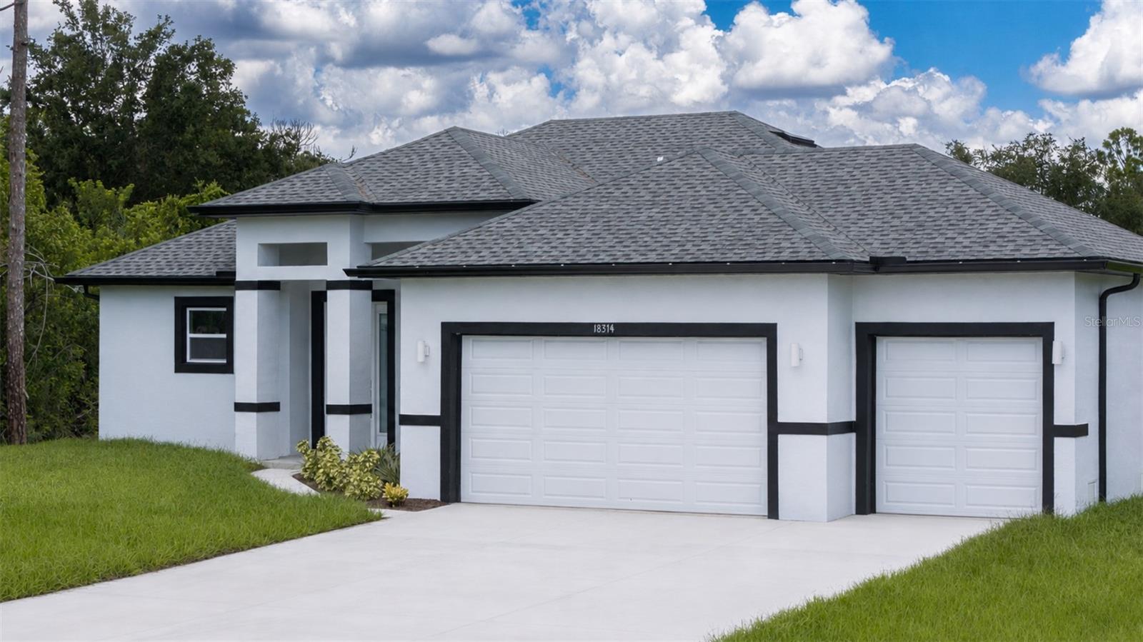 18374 Elgin Ave, Port Charlotte, FL 33948 photo