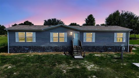 Manufactured Home in HOWEY IN THE HILLS FL 8507 STRAWBERRY FIELDS CT.jpg
