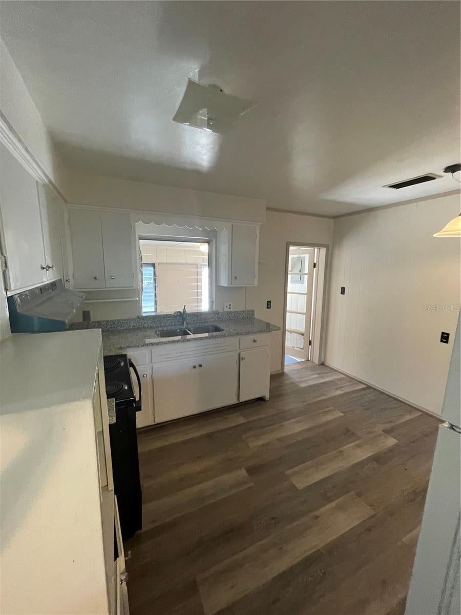 143 E South St, Deland, FL 32724 photo