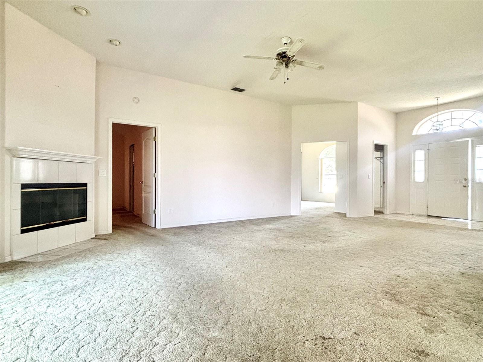 132 Lake Mariam Way, Winter Haven, FL 33884 photo