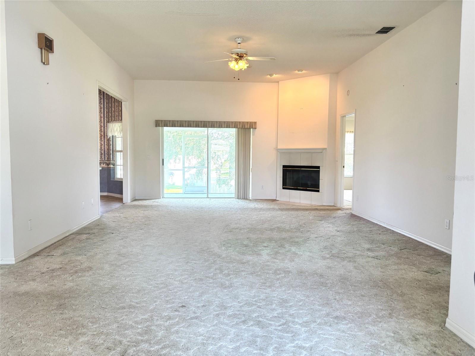 132 Lake Mariam Way, Winter Haven, FL 33884 photo