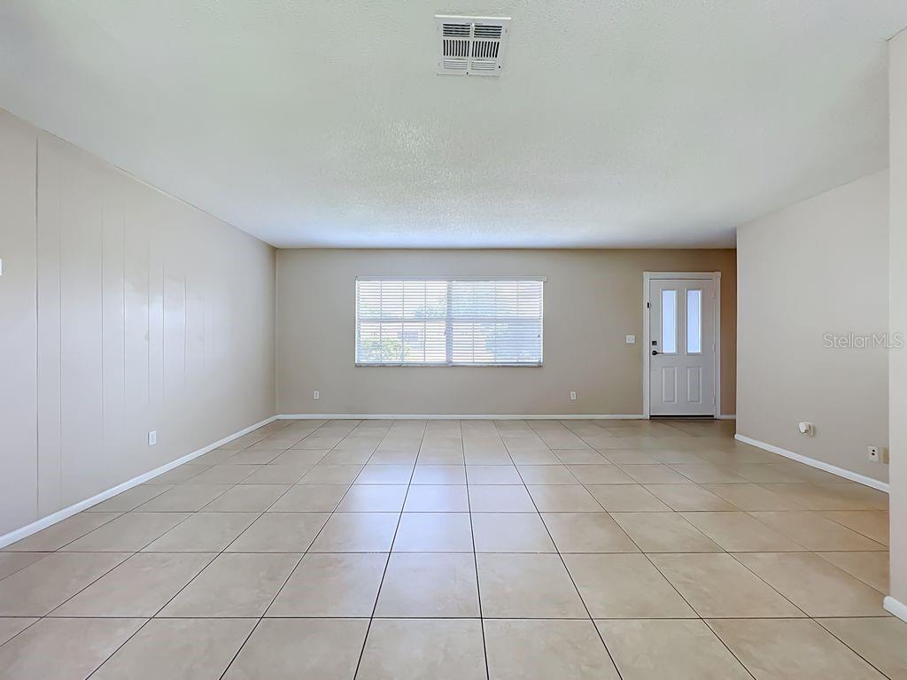 573 Benjamin Franklin Pl, Orlando, FL 32809 photo