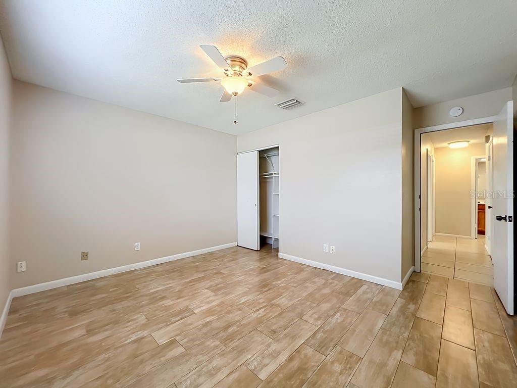 573 Benjamin Franklin Pl, Orlando, FL 32809 photo