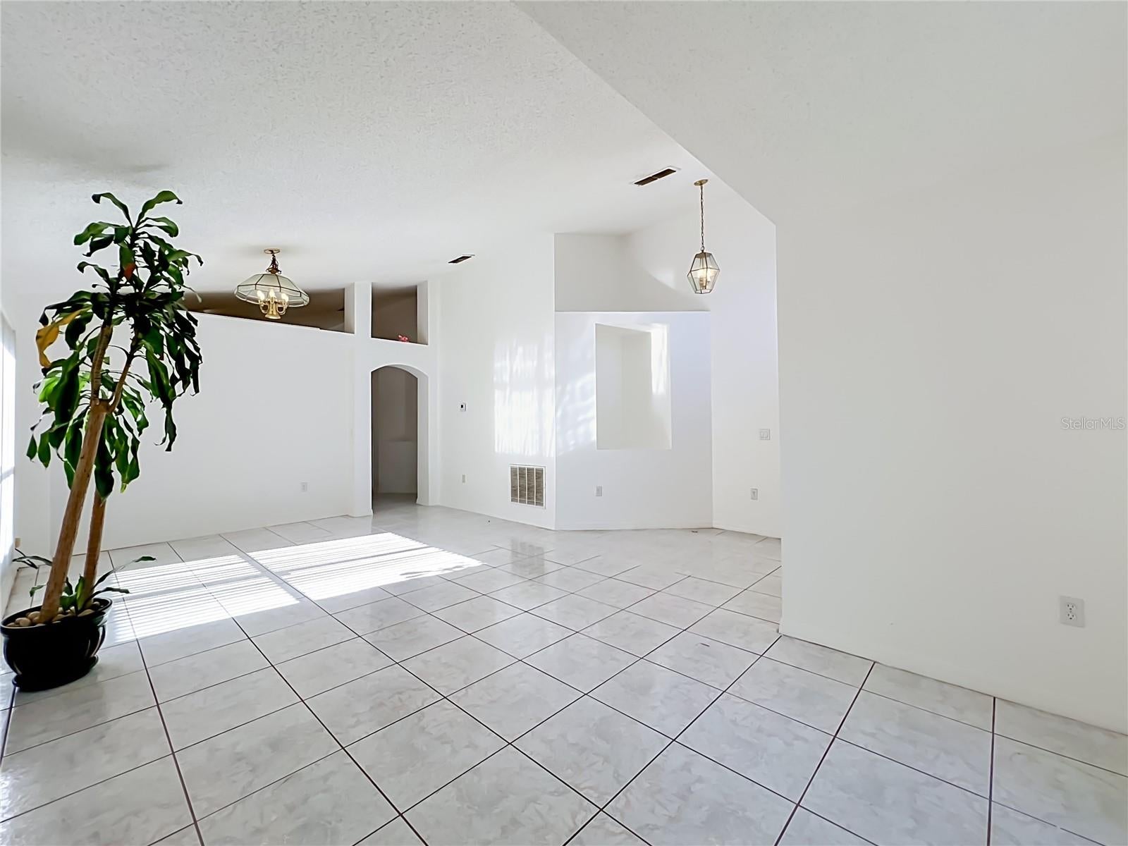 11781 Hatcher Cir, Orlando, FL 32824 photo