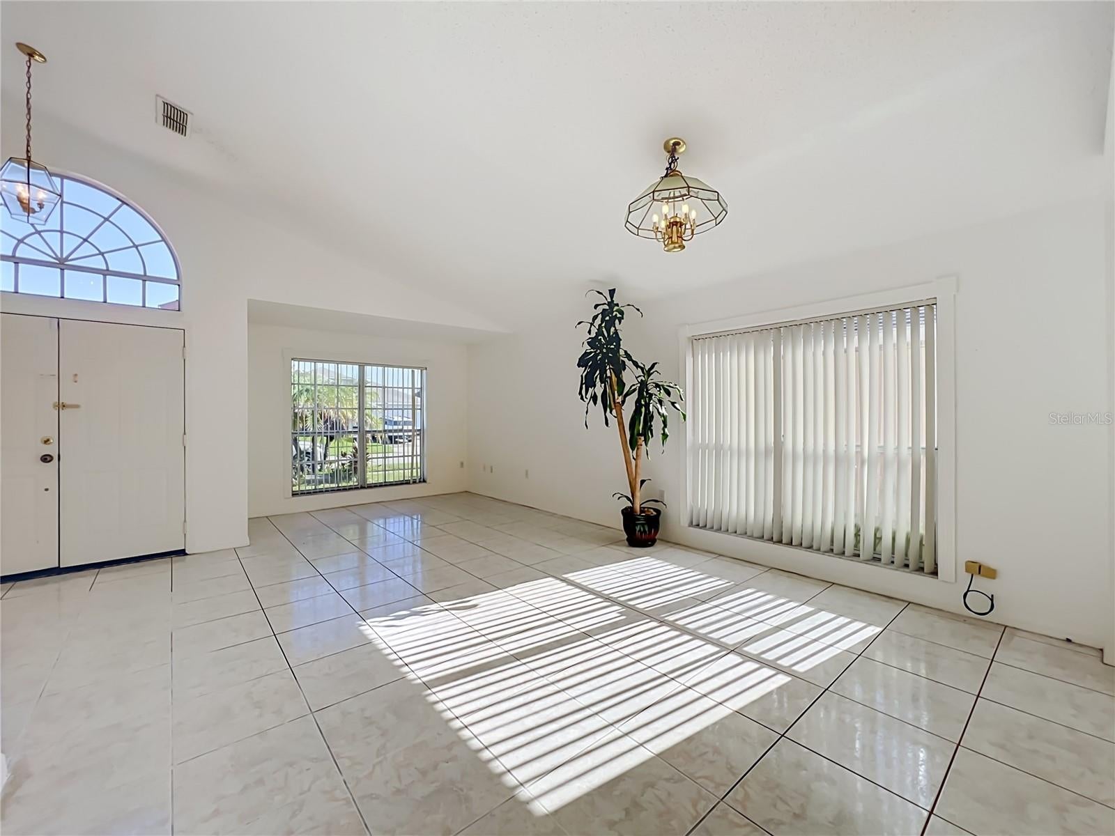 11781 Hatcher Cir, Orlando, FL 32824 photo