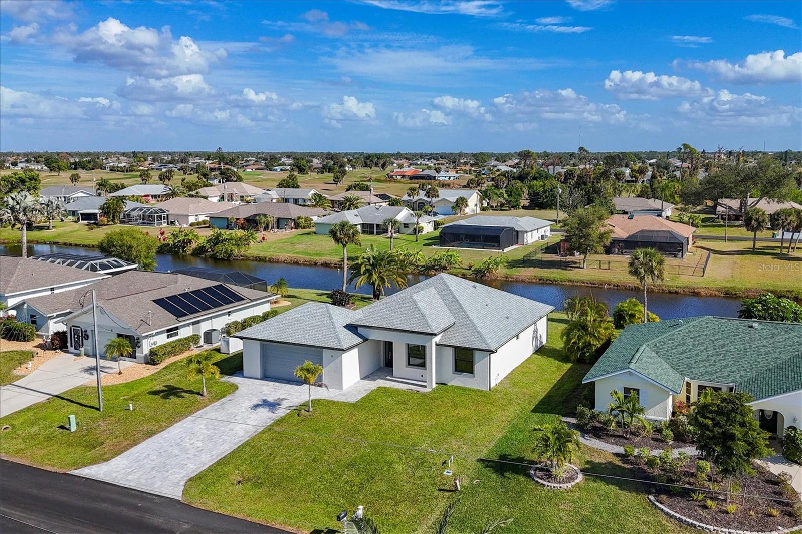 9 Bunker Pl, Rotonda West, FL 33947 photo
