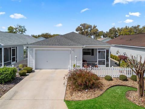 Single Family Residence in THE VILLAGES FL 3382 CARRABELLE COURT.jpg