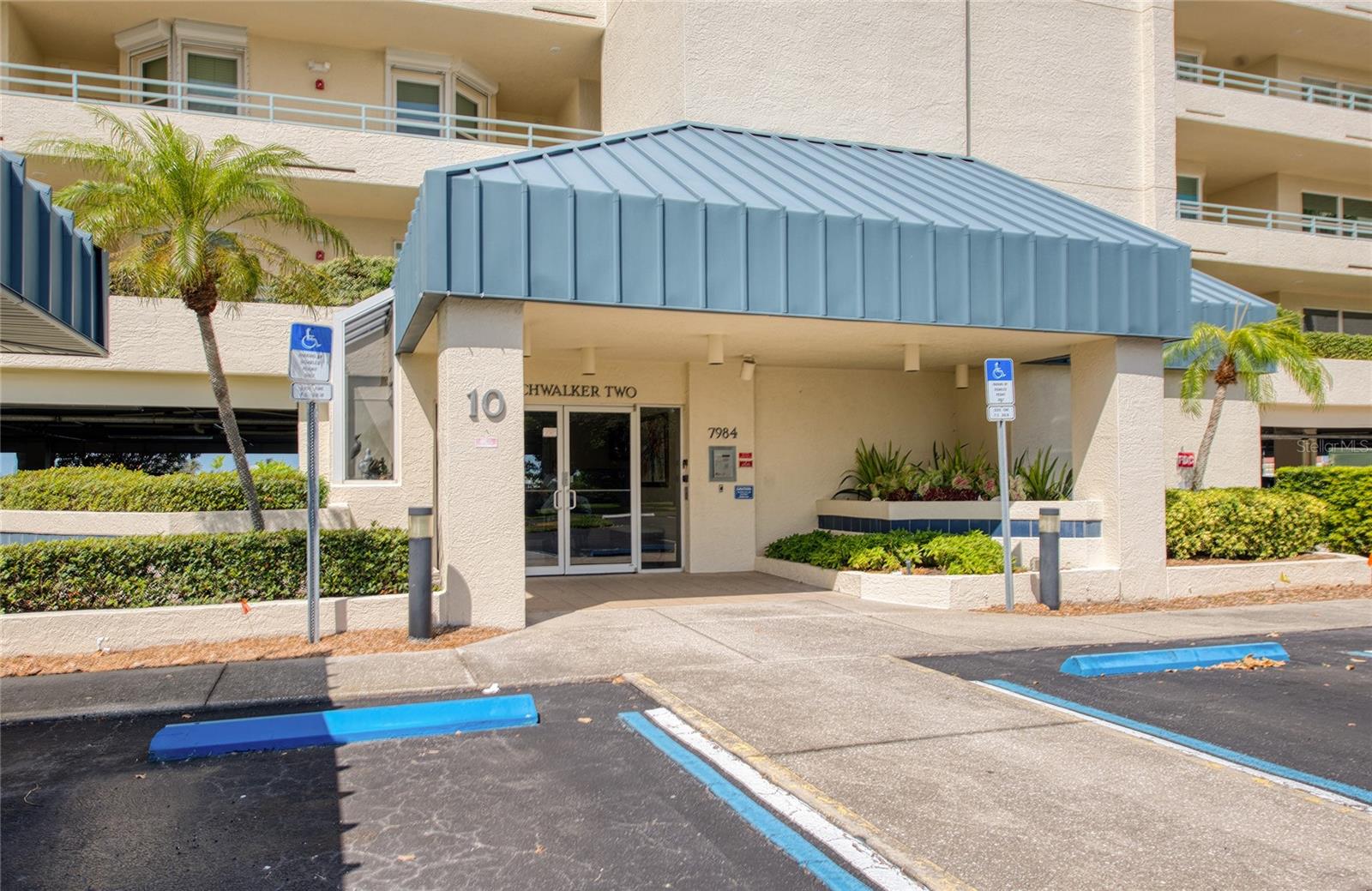 7984 Sailboat Key Blvd #303, Saint Petersburg, FL 33707 photo