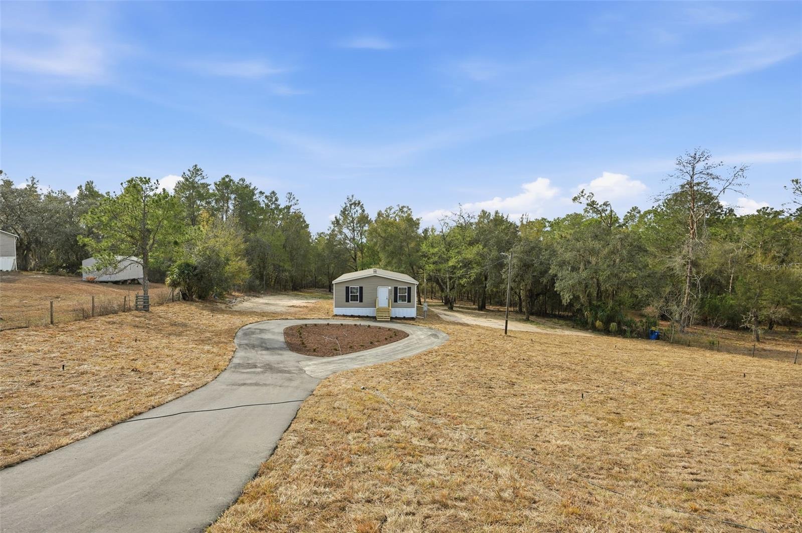 25924 Whipperwill St, Brooksville, FL 34601 photo