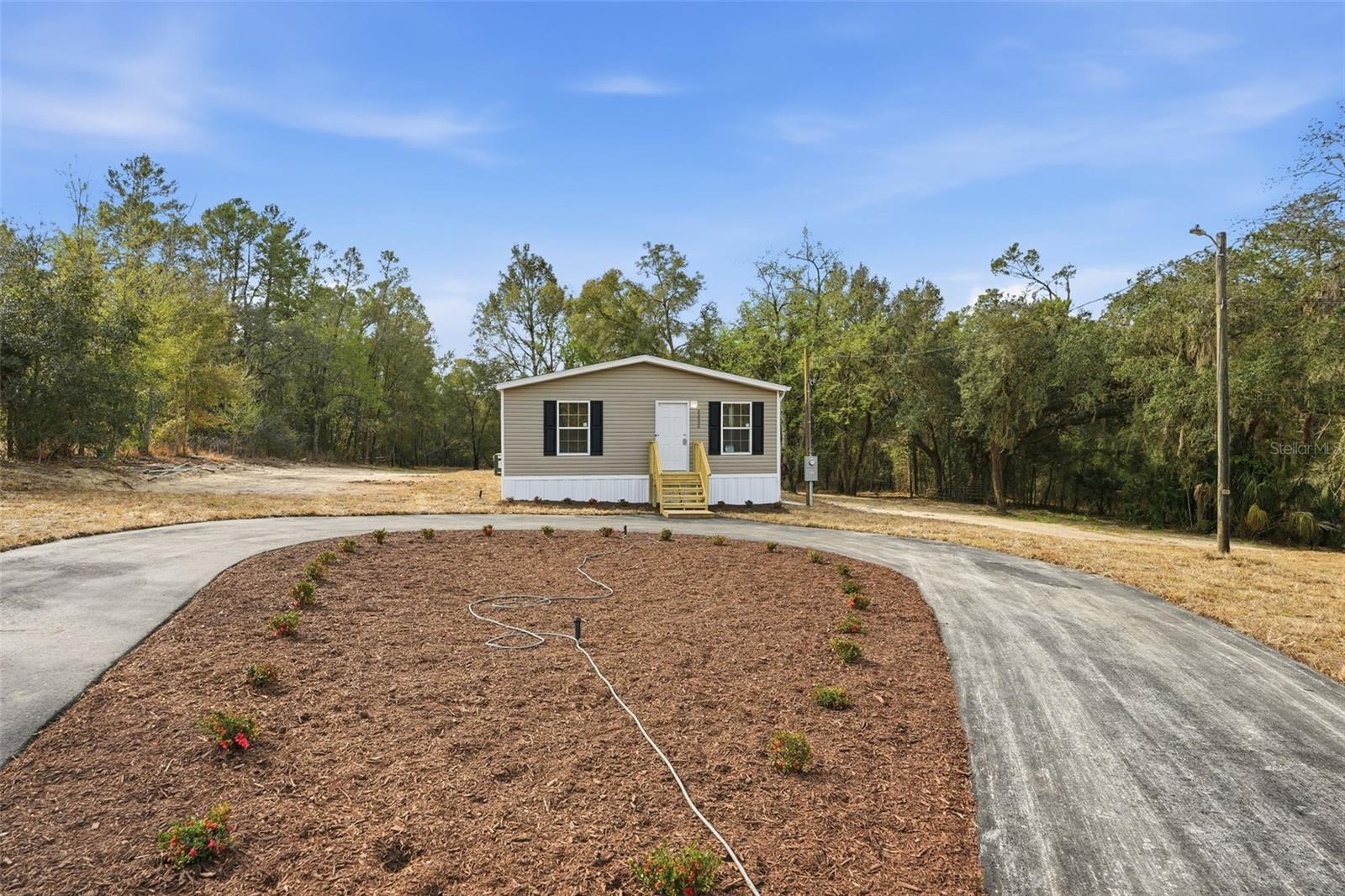 25924 Whipperwill St, Brooksville, FL 34601 photo