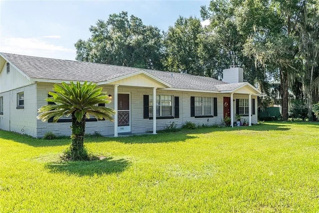 530 532 Park Ave, Umatilla, FL 32784 photo