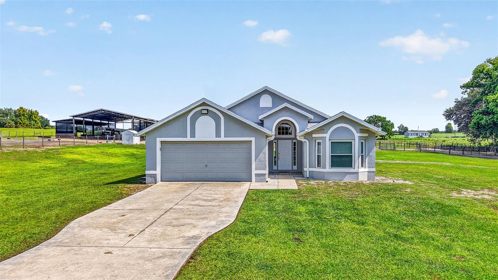 14125 175 St, Weirsdale, FL 32195