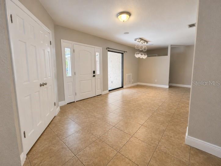 3109 Reseda Ct, Tampa, FL 33618 photo