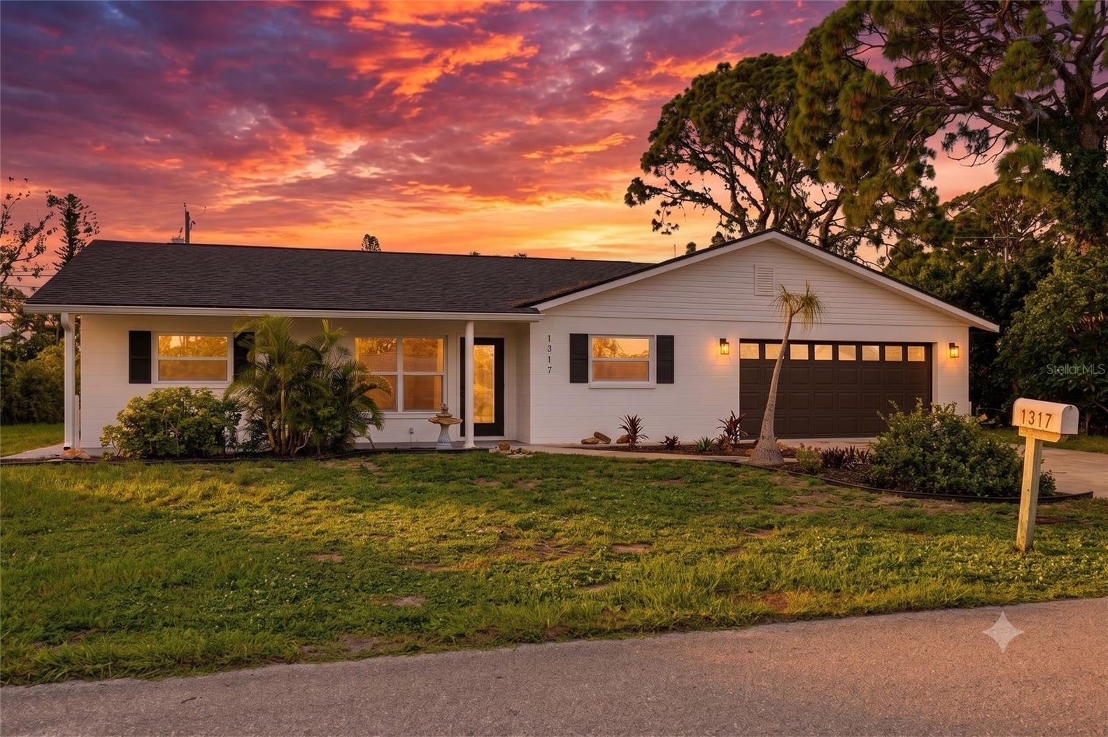 1317 Ringtail Rd, Venice, FL 34293