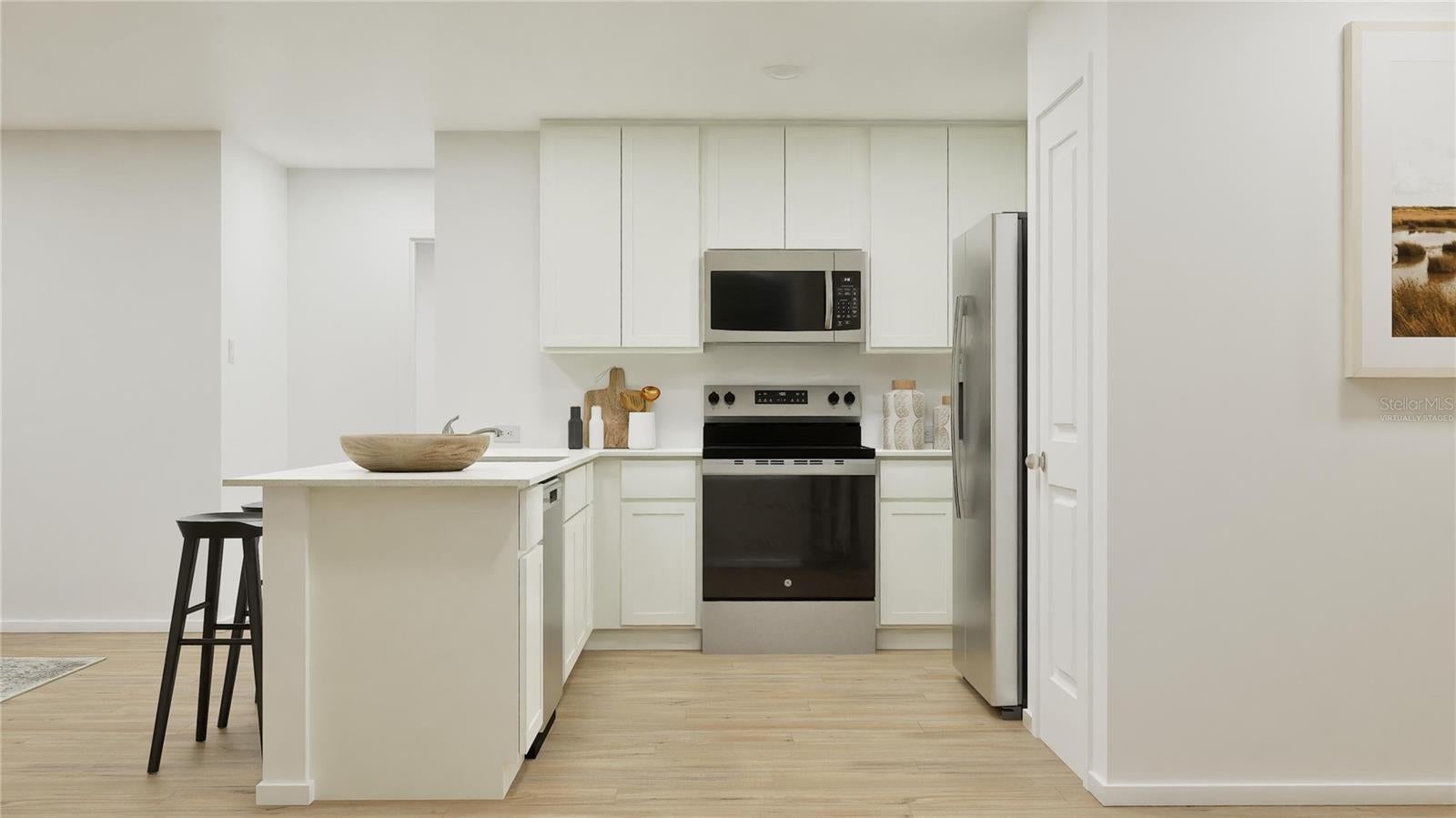 270 Ceramic Ln, Groveland, FL 34736 photo