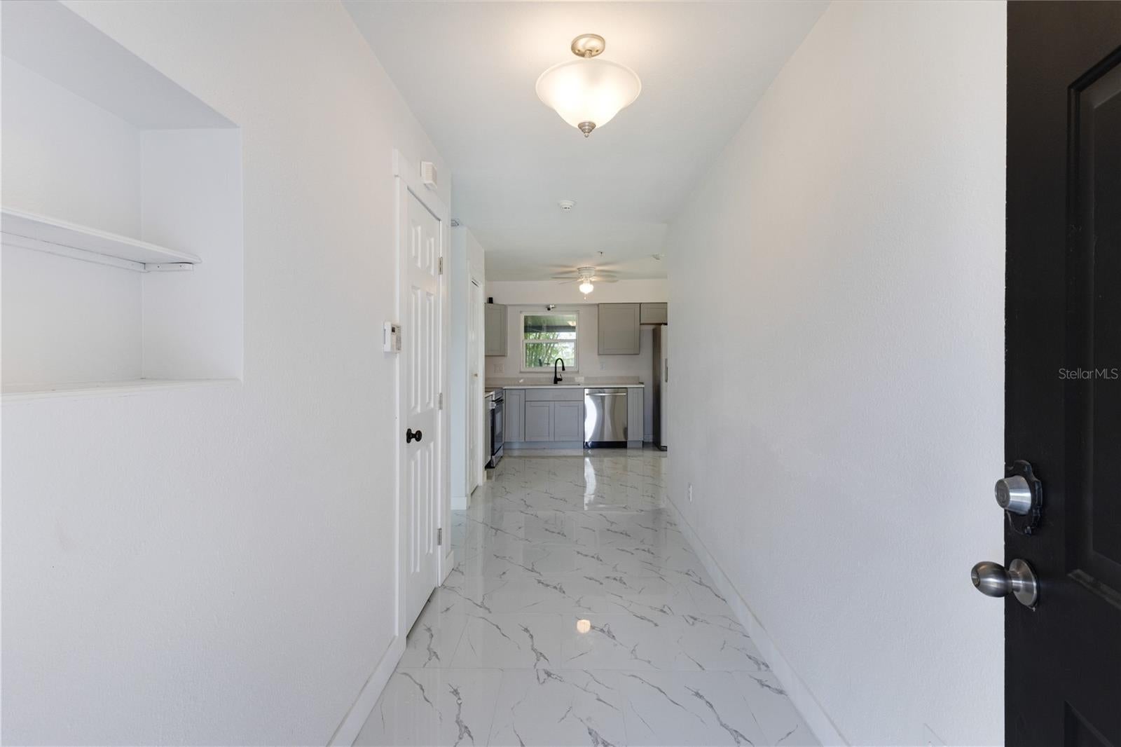 712 Oak Ln, Groveland, FL 34736 photo