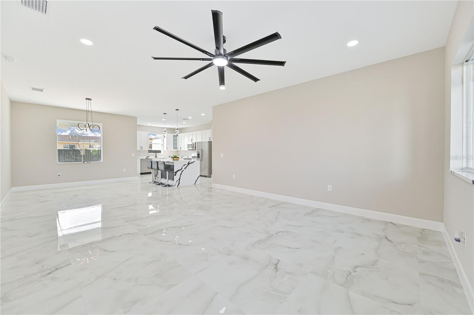 1326 NE 7 Pl, Cape Coral, FL 33909 photo