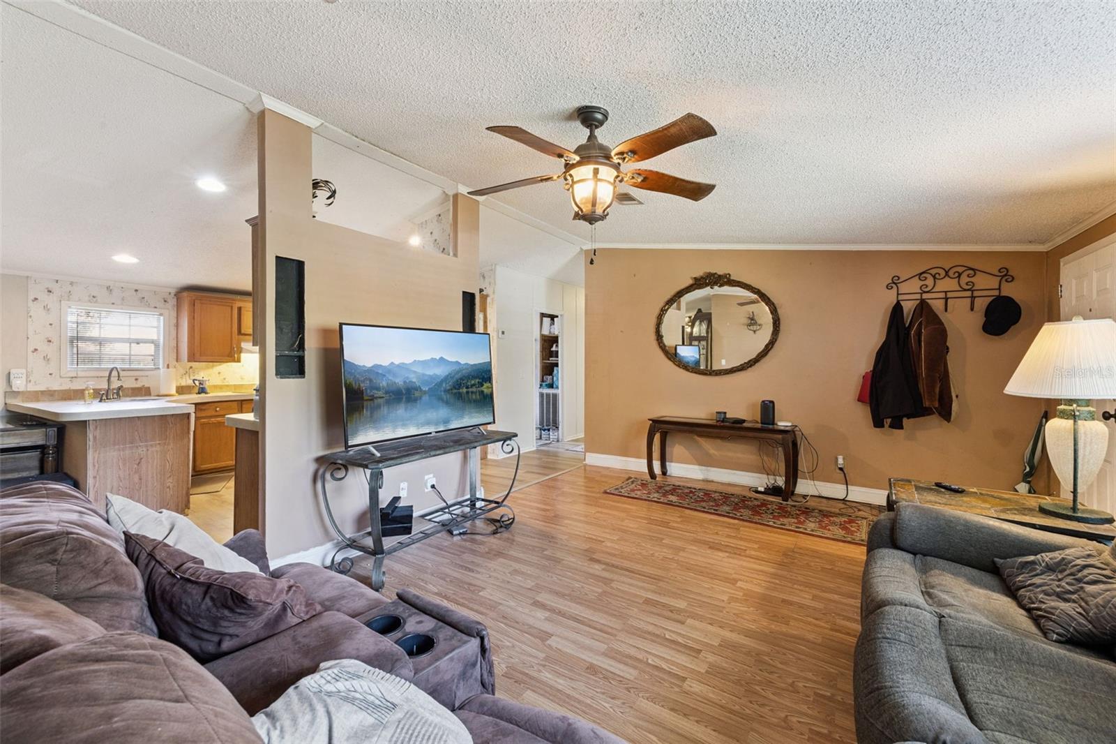 680 Wild Acres Rd, Osteen, FL 32764 photo
