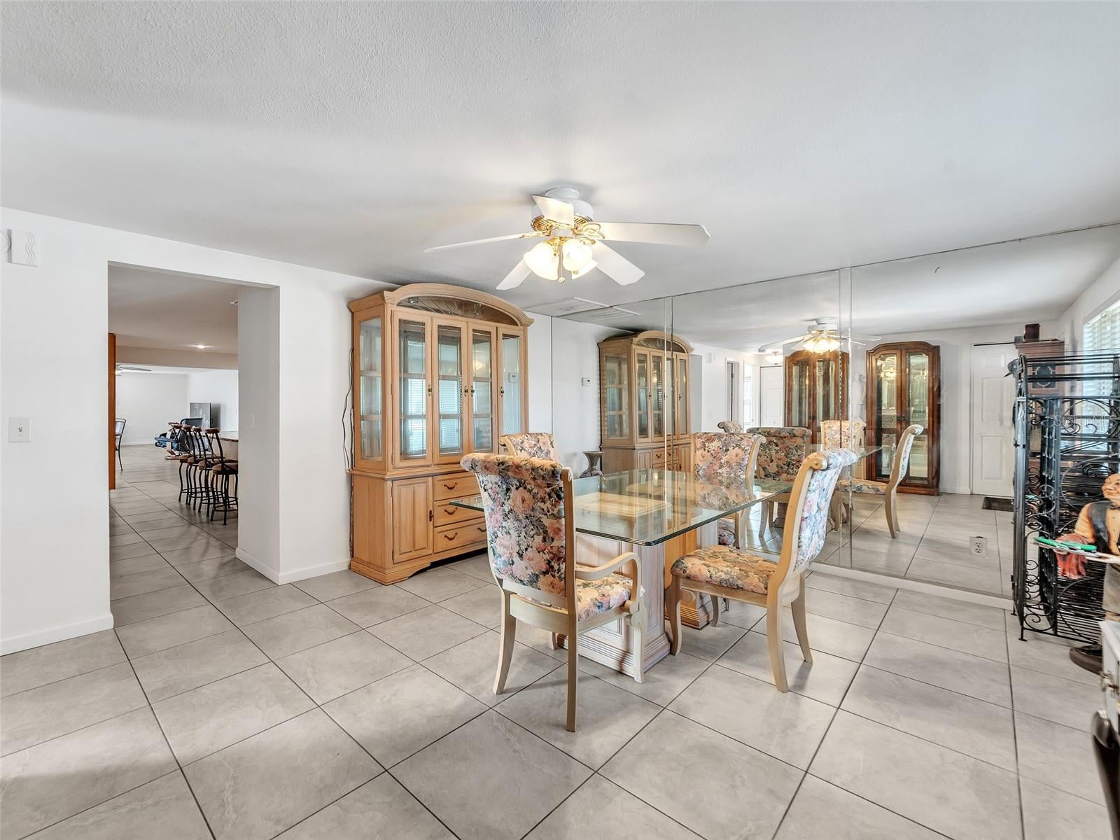 3509 King George Ln, Seffner, FL 33584 photo