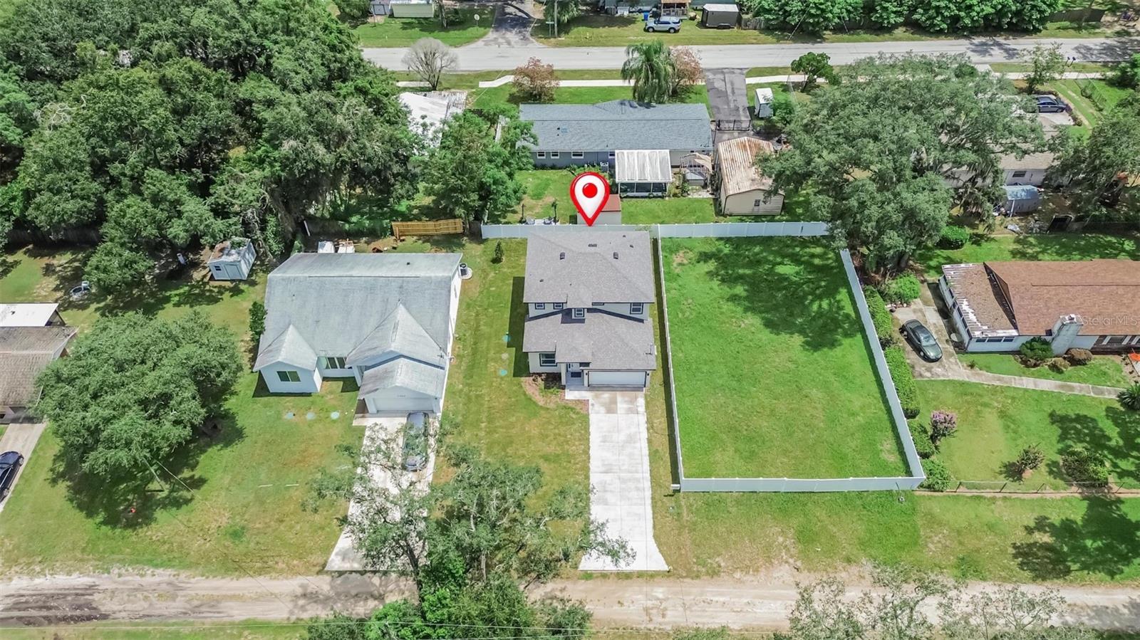 11521 Higdon Dr, Thonotosassa, FL 33592 photo