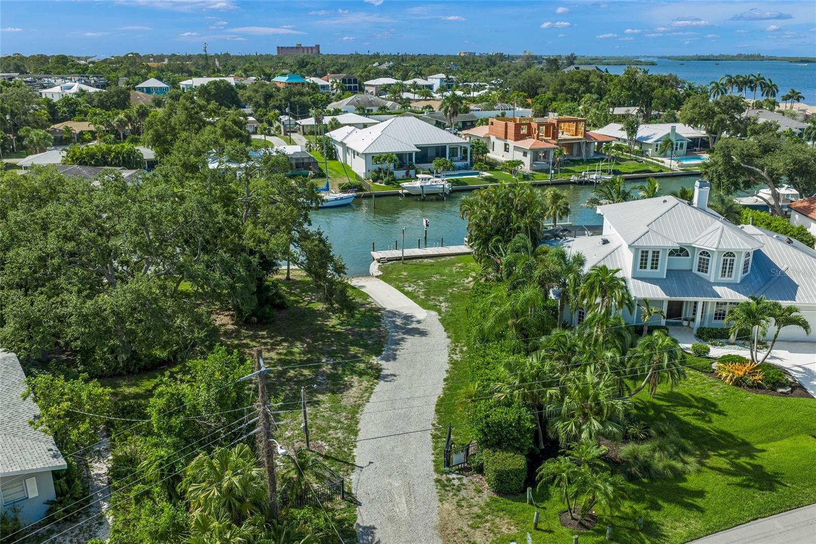 7616 Cove Terrace, Sarasota, FL 34231 photo