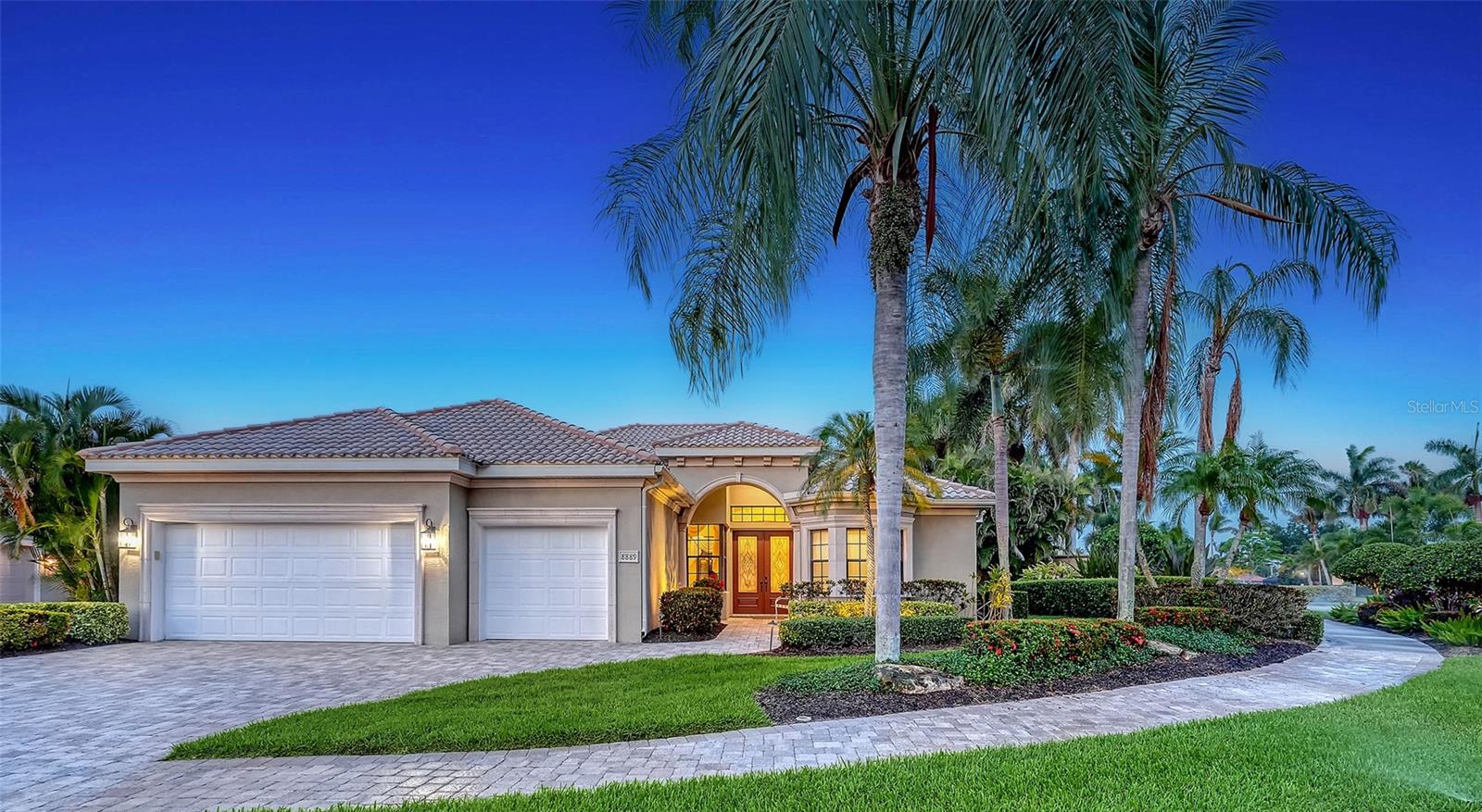 8889 Enclave Ct, Sarasota, FL 34238 photo