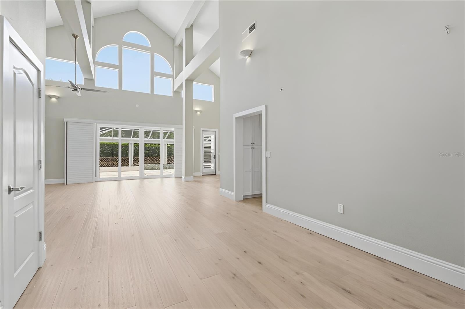 1511 N Lake Shore Dr, Sarasota, FL 34231 photo