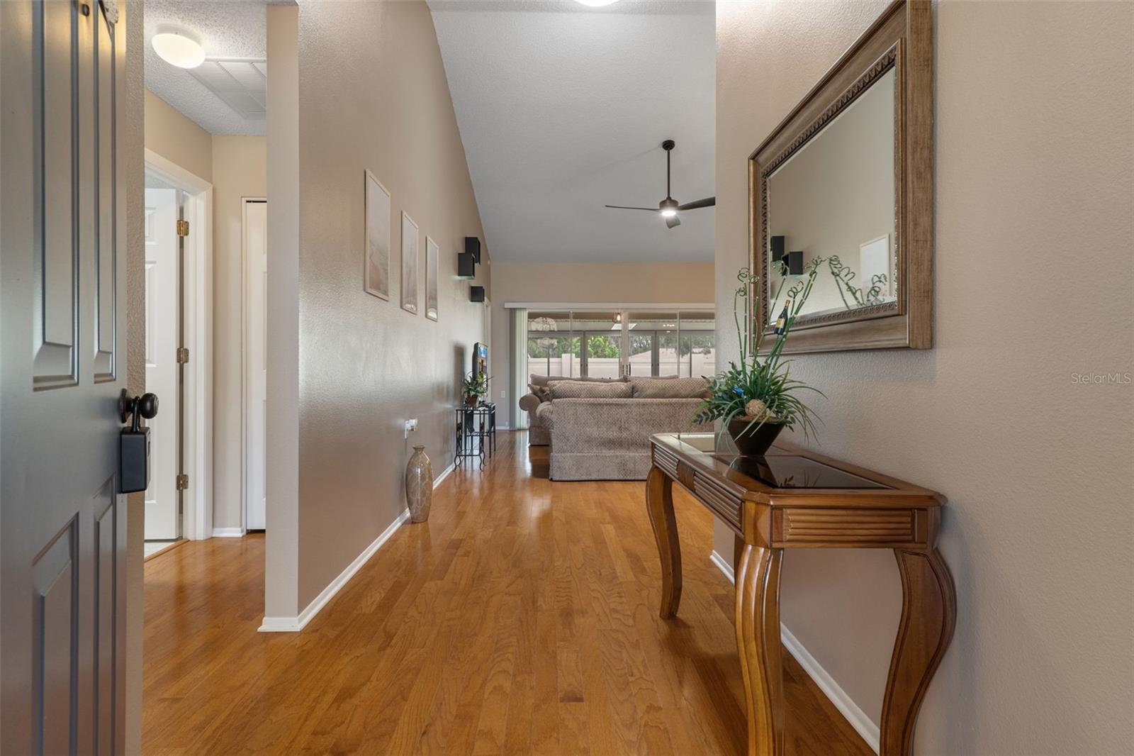 1424 Pinewood Hills Ct, Spring Hill, FL 34606 photo
