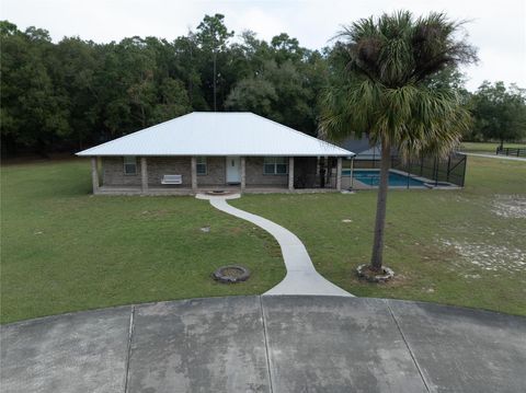 Single Family Residence in KEYSTONE HEIGHTS FL 6836 WOMANS CLUB DRIVE.jpg