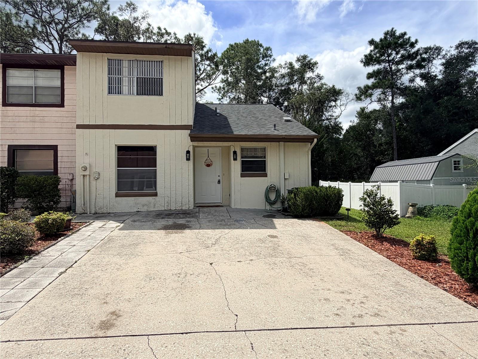 1819 Silverwood St, Inverness, FL 34453