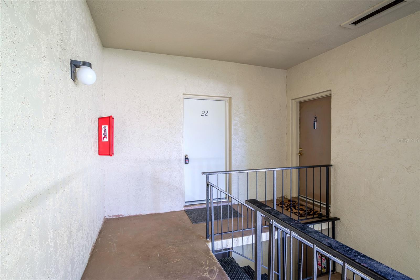 3236 S Semoran Blvd #22, Orlando, FL 32822 photo