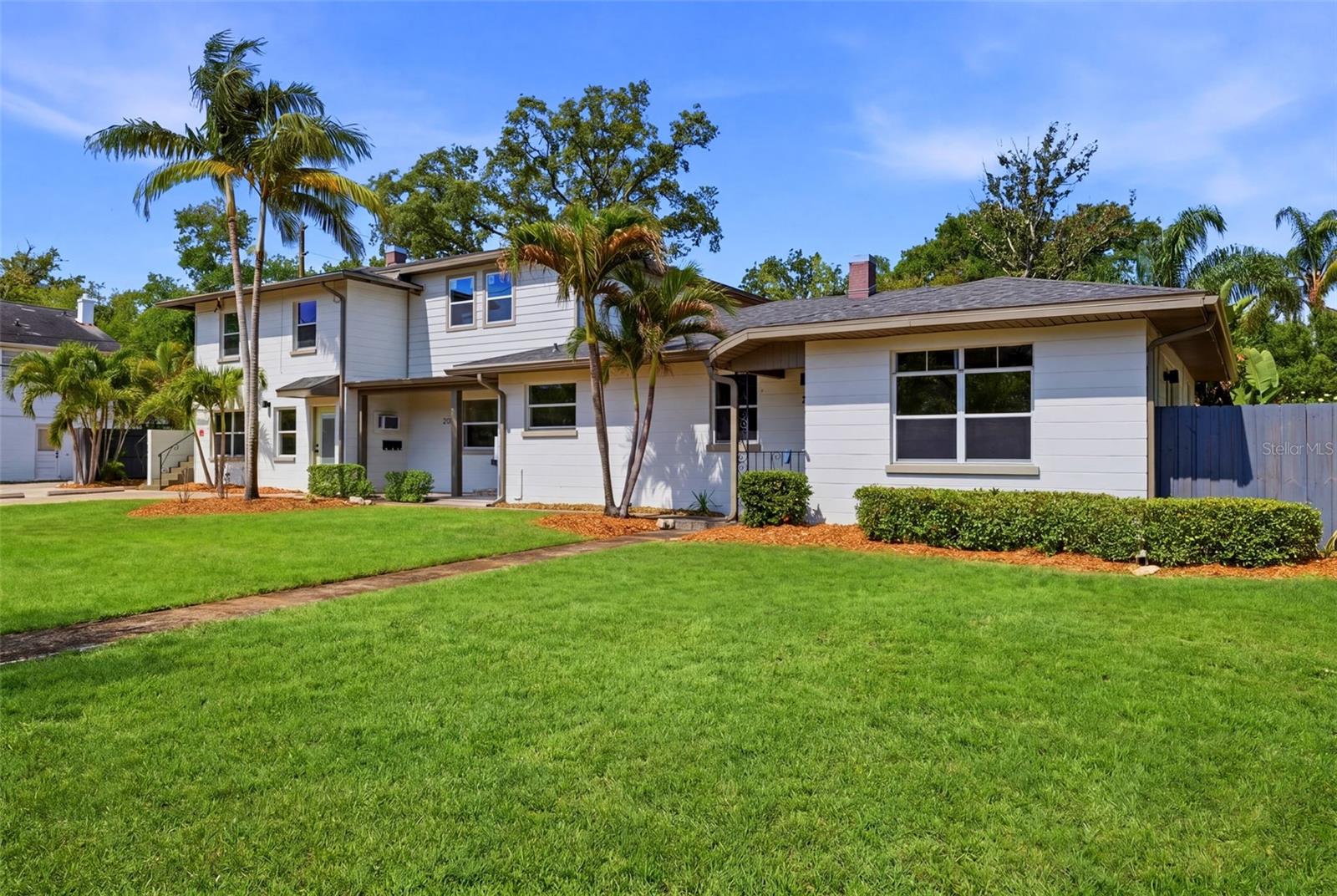 3030 5 St, Saint Petersburg, FL 33704 photo