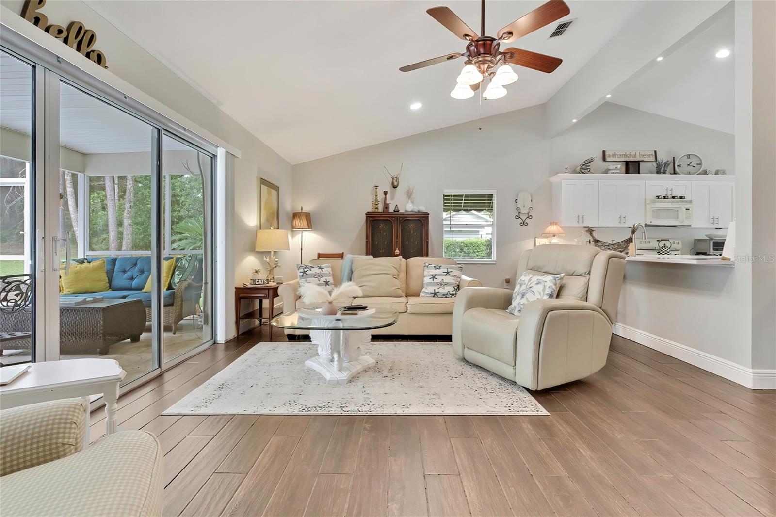 1652 W Tacoma St, Hernando, FL 34442 photo