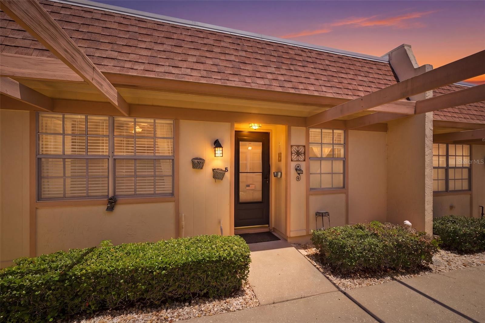 11210 Carriage Hill Dr, Port Richey, FL 34668