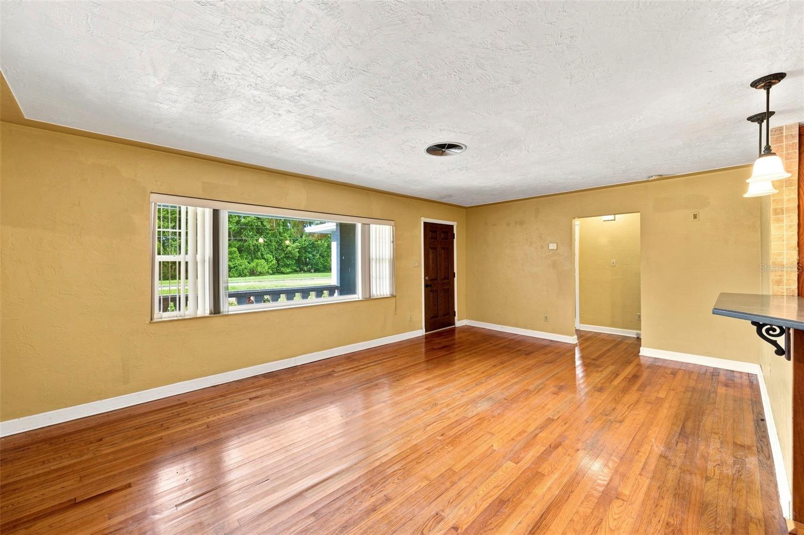 4310 Doctor Martin Luther King St, Saint Petersburg, FL 33705 photo