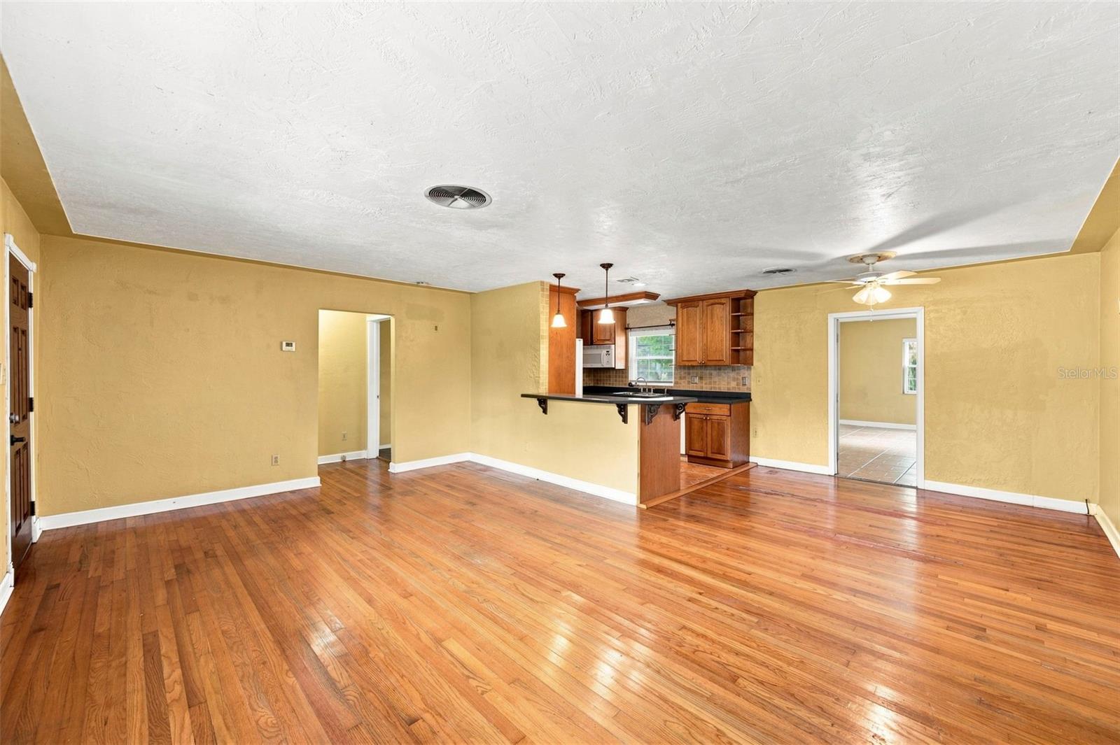 4310 Doctor Martin Luther King St, Saint Petersburg, FL 33705 photo