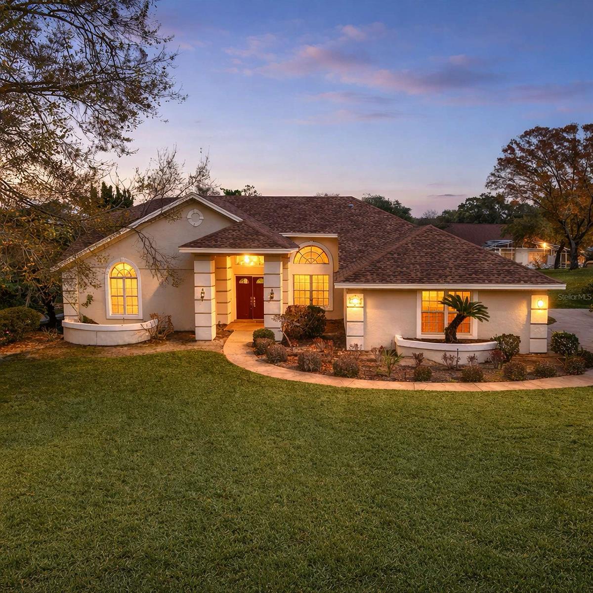 5321 Greens Dr, Lady Lake, FL 32159