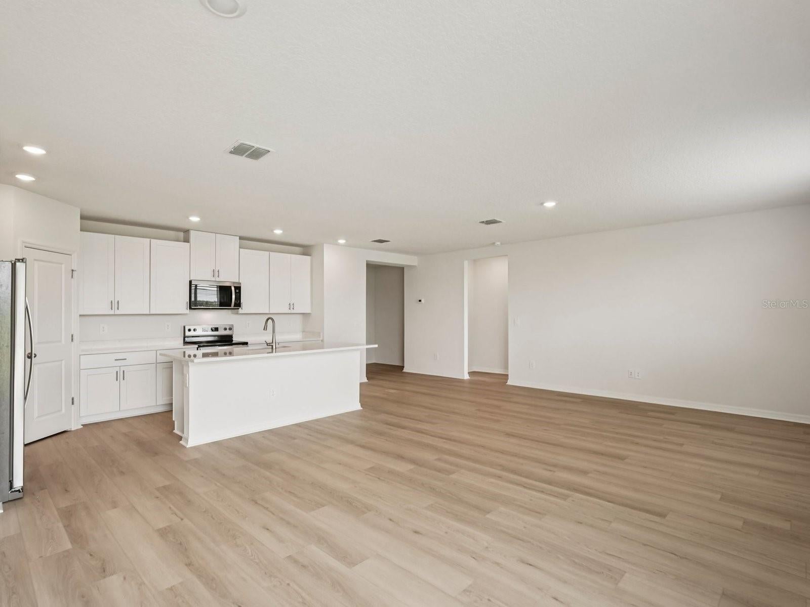 10417 Abundance Grove Way, Parrish, FL 34219 photo