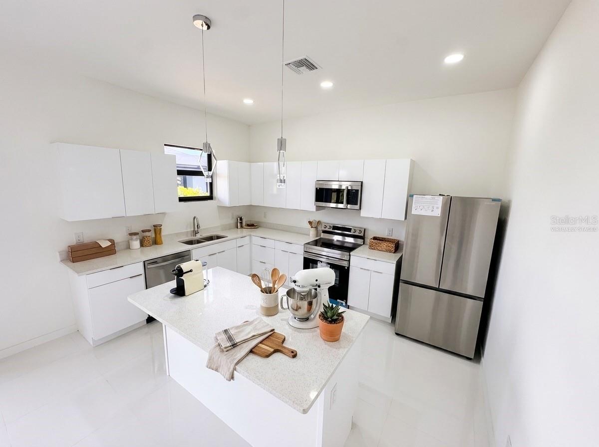 4324 Jacaranda Pkwy, Cape Coral, FL 33993 photo