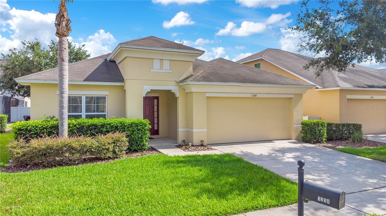 1338 Yorkshire Ct, Davenport, FL 33896 photo