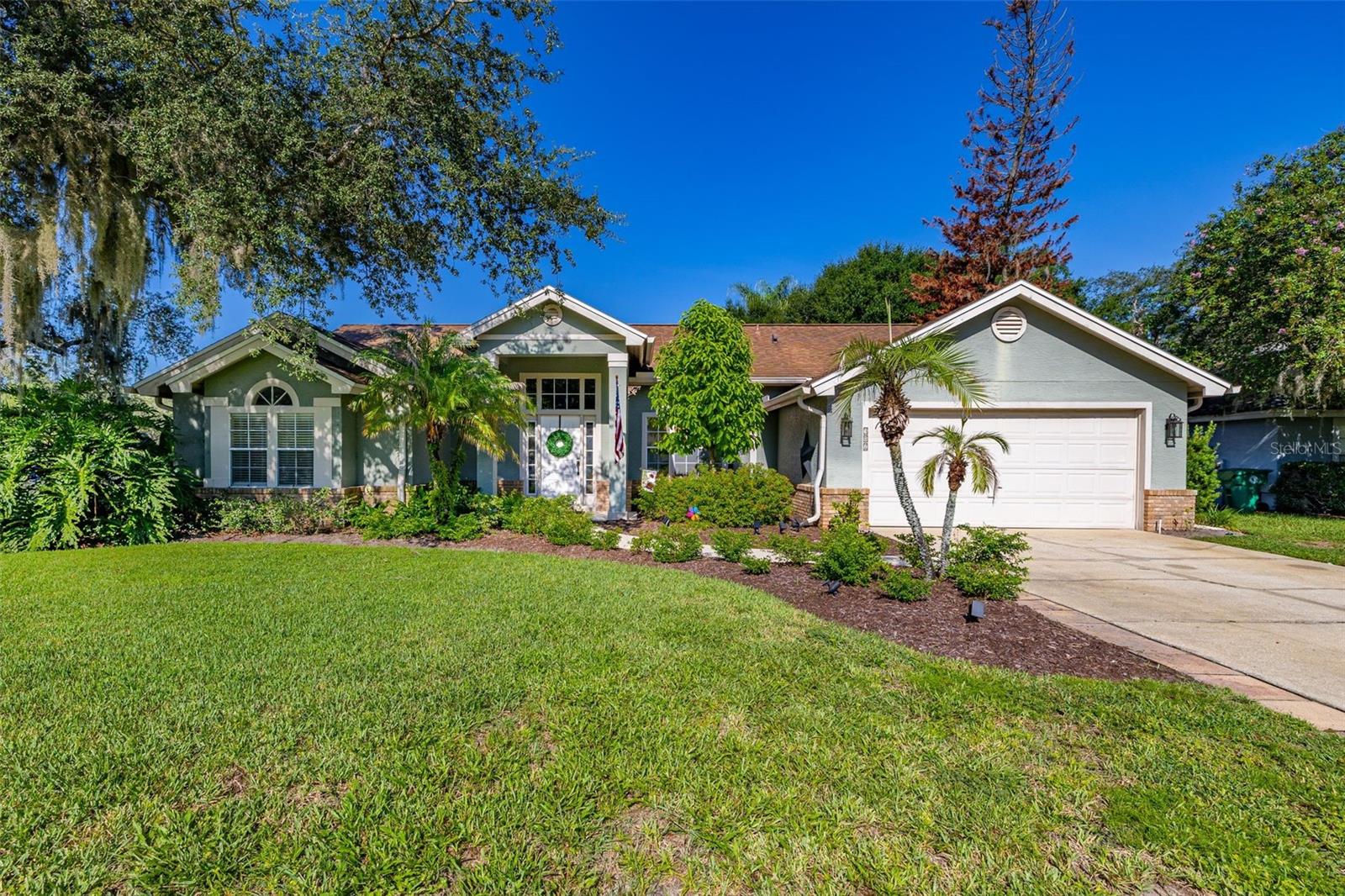 302 Oak Leaf Cir, Lake Mary, FL 32746